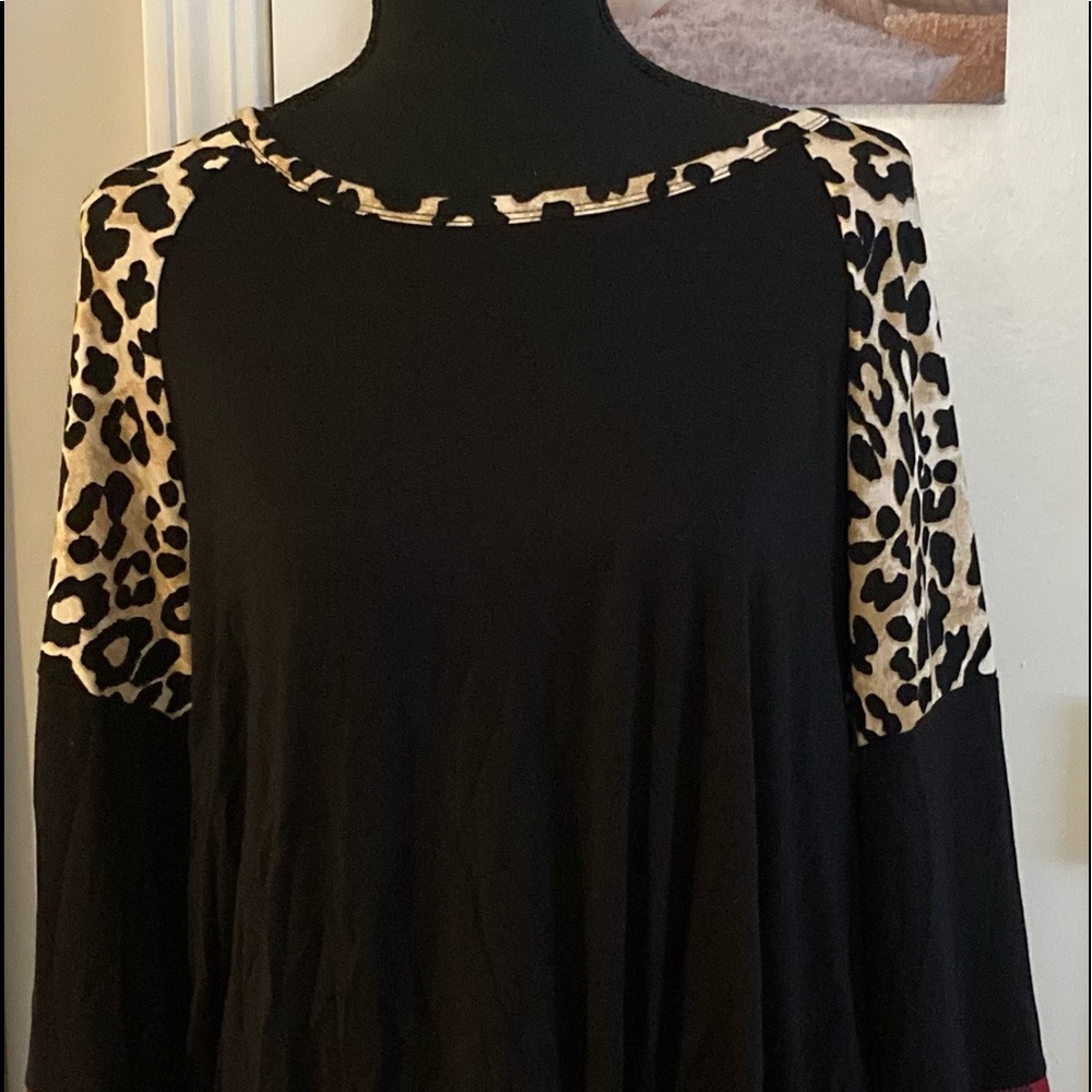 Black multi pattern shirt